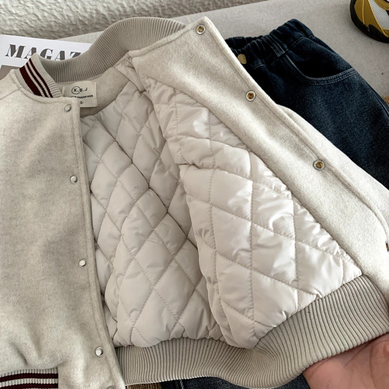 Small and medium-sized girls' autumn and winter coats for babies